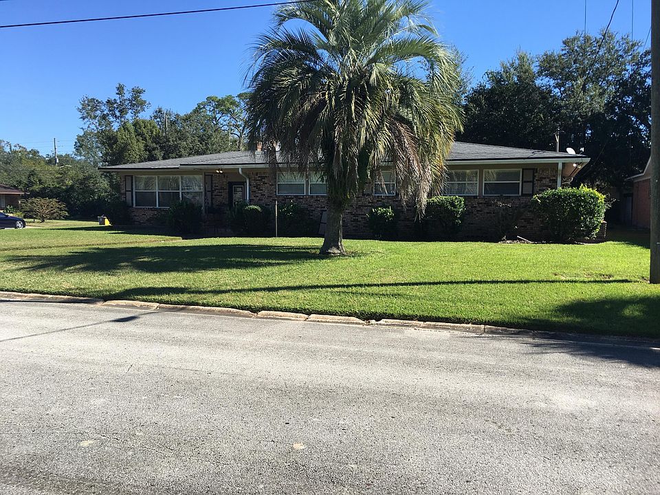 1st image of 6805 Caballero Ct