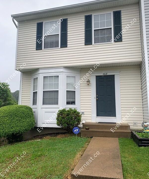 1st image of 208 Munsons Hill Ct
