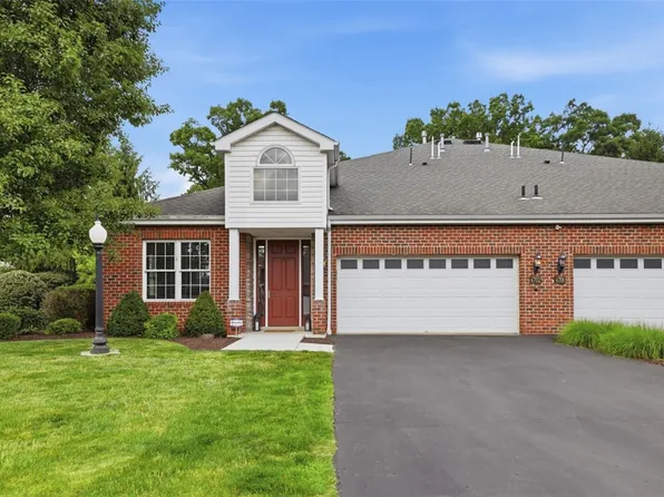 4702 Senate Ct, Valencia, PA 16059