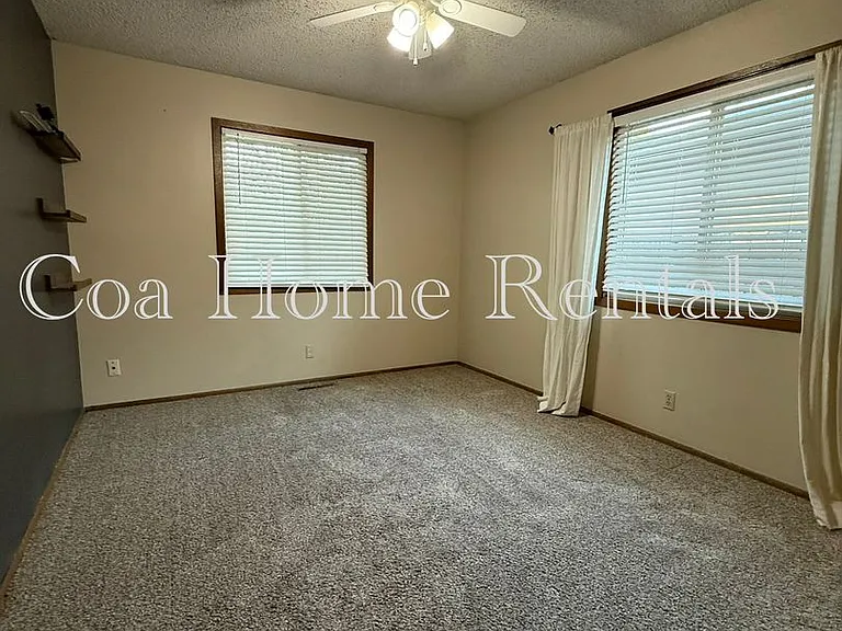 1902 N Evergreen Ln — Photo 15