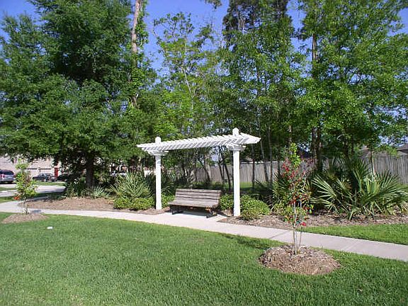 3rd image of 26841 Manor Crest Ct