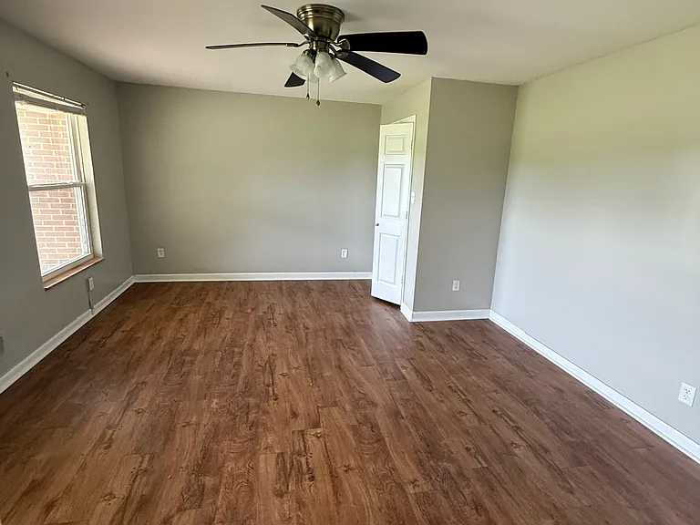 567 Jordan Rd — Photo 15