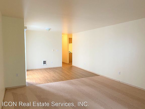 2nd image of 2021 NE 90th St #10019822