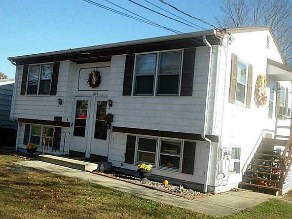2nd image of 1073 Atwood Ave
