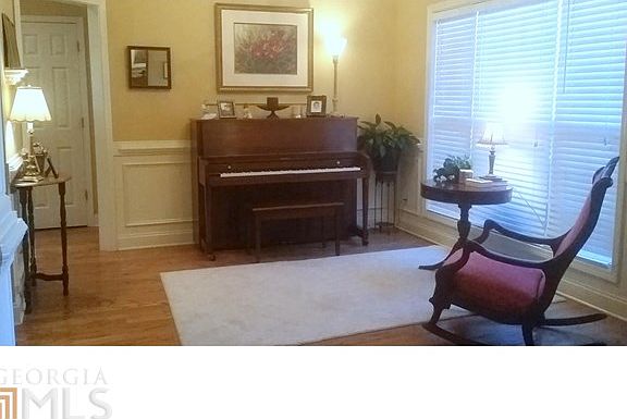 4th image of 6534 Station Dr