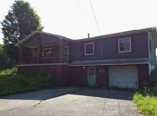 5163 McCandless Rd, Butler, PA 16001