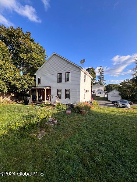 2nd image of 18 Liske Street