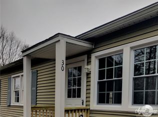 28-30 Atlanta Ct, Groton, CT 06340