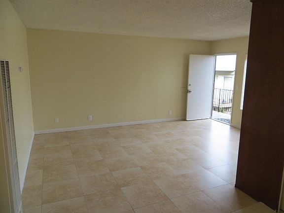 2nd image of 3821 39th St APT 7