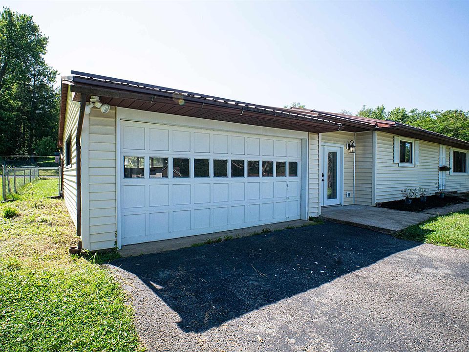 1st image of 1617 Russell Ct