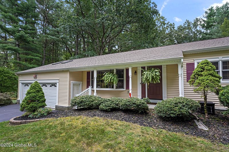 2nd image of 21 Valencia Lane