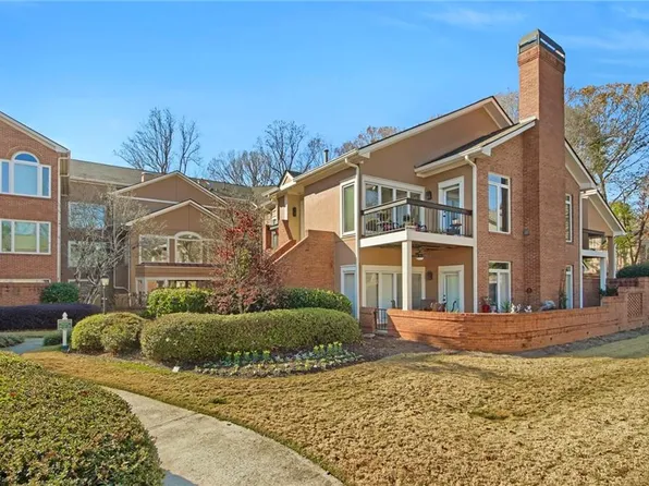 5364 Brooke Ridge Dr, Atlanta, GA 30338