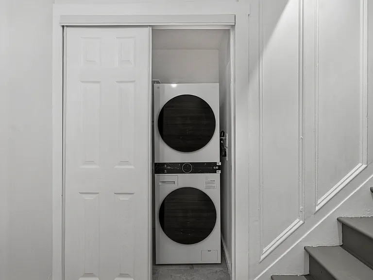 452 Oak St #4 — Photo 25