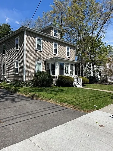 95 Crescent St Photo 1
