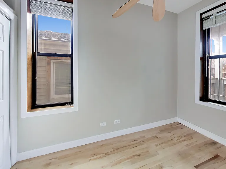1532 N Greenview Ave #2F — Photo 3