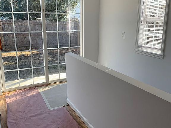 4th image of 53 S Evergreen Dr