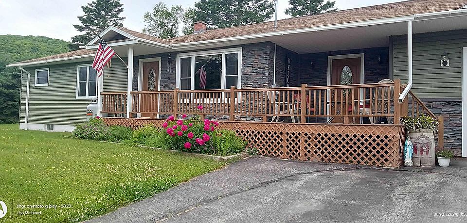1st image of 489 Aroostook Rd