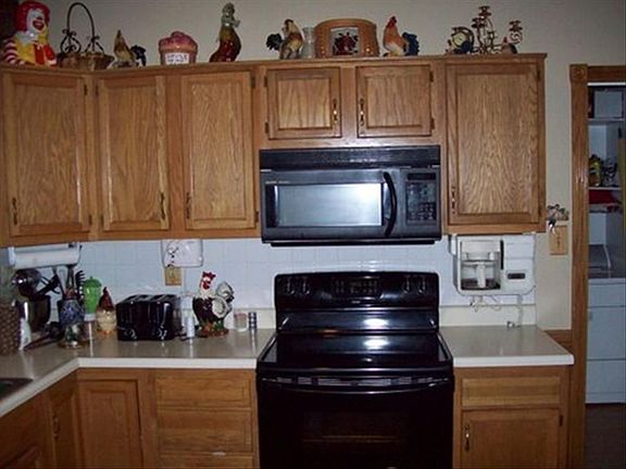 2nd image of 7961 Cherrybark Dr
