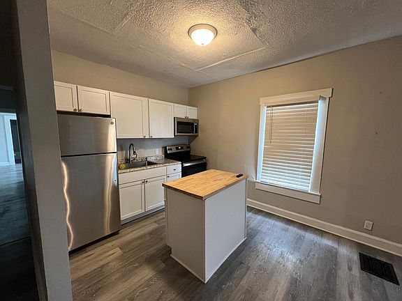 5th image of 29 N Tacoma Ave #29