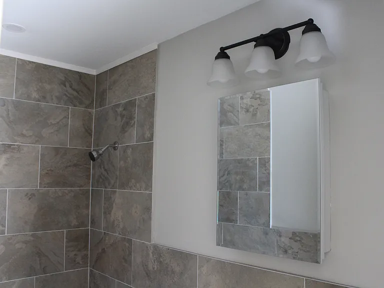 27 S Goodman St #8 — Photo 7