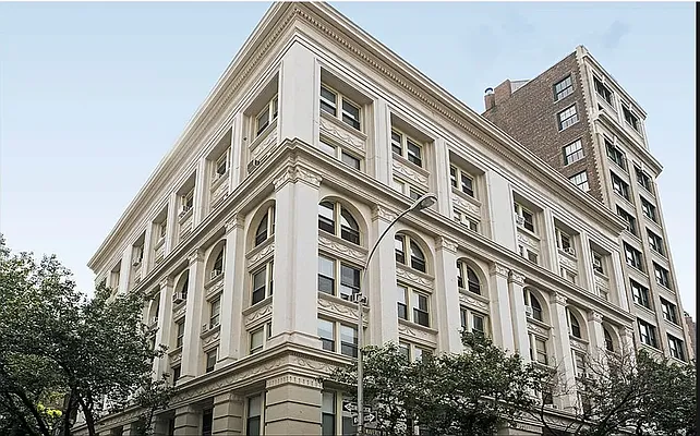 Rented by Douglas Elliman | media 16