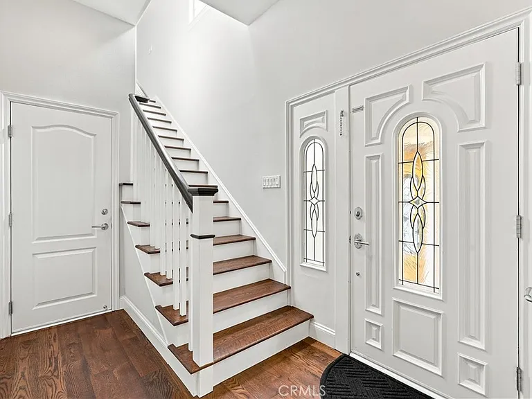 1740 Havemeyer Ln — Photo 3