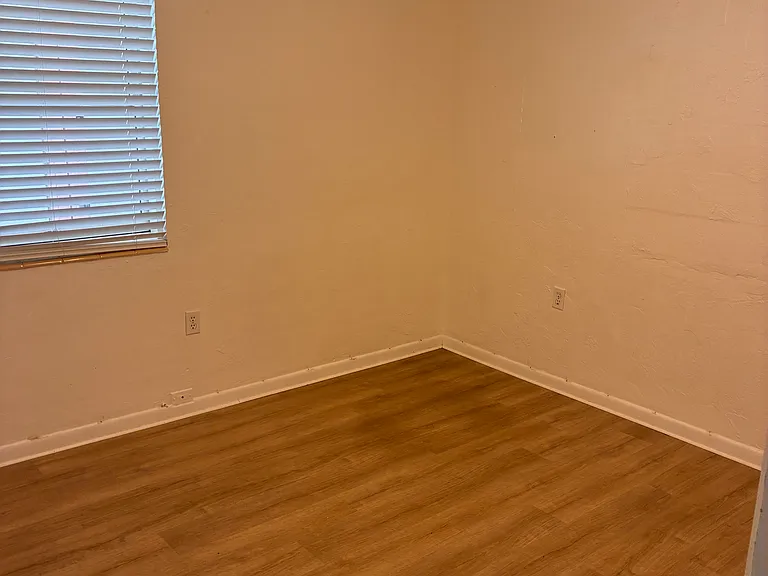 1606 Pattison Ave — Photo 4