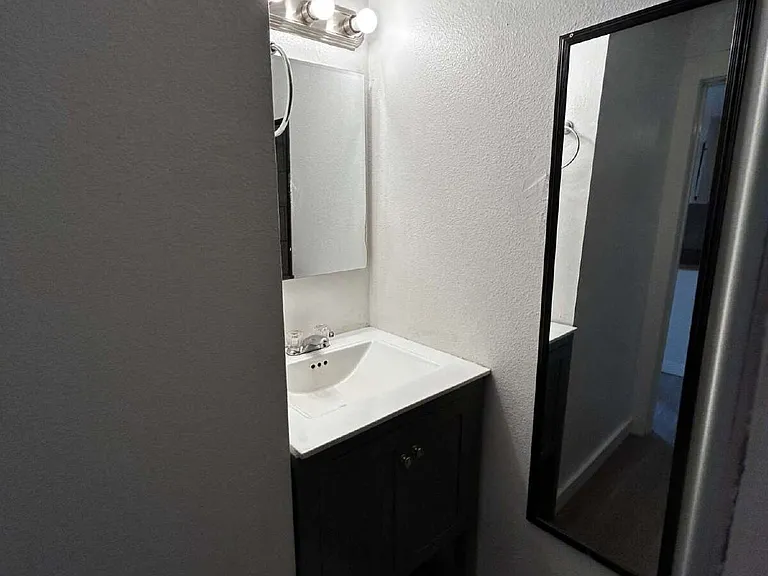 503.5 S Almon St — Photo 17
