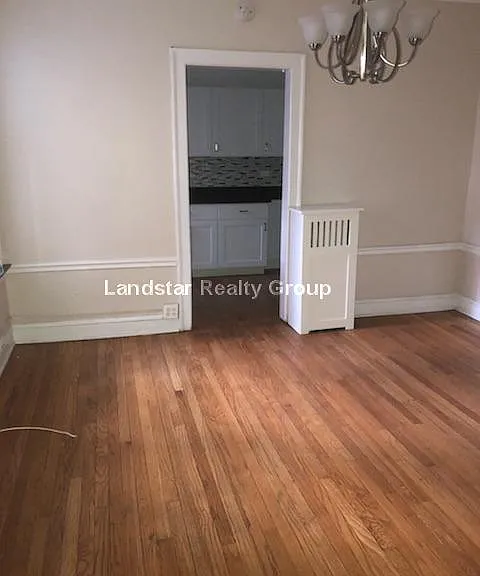 1452 Oak Ave #2S — Photo 5