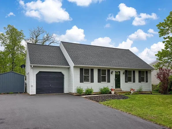 56 Hayloft Rd, Denver, PA 17517