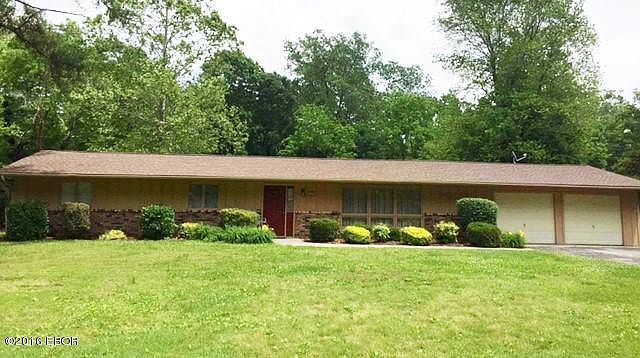 1st image of 16 Twin Creeks Ln