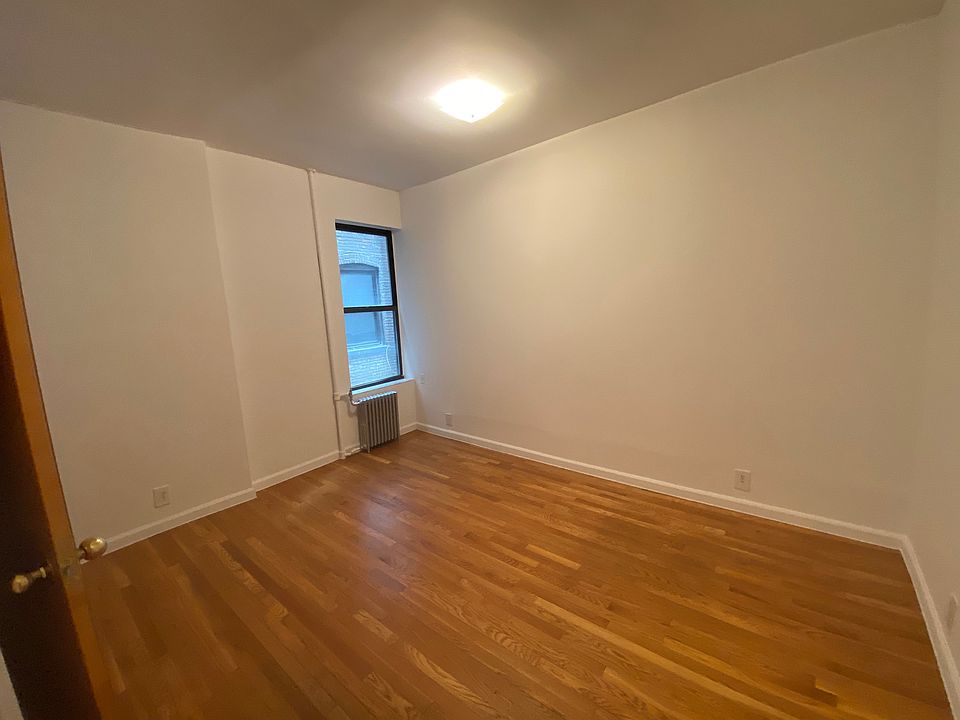 1st image of 179 Prince St APT 3