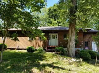 18 Jennifer Ln, Washingtonville, NY 10992