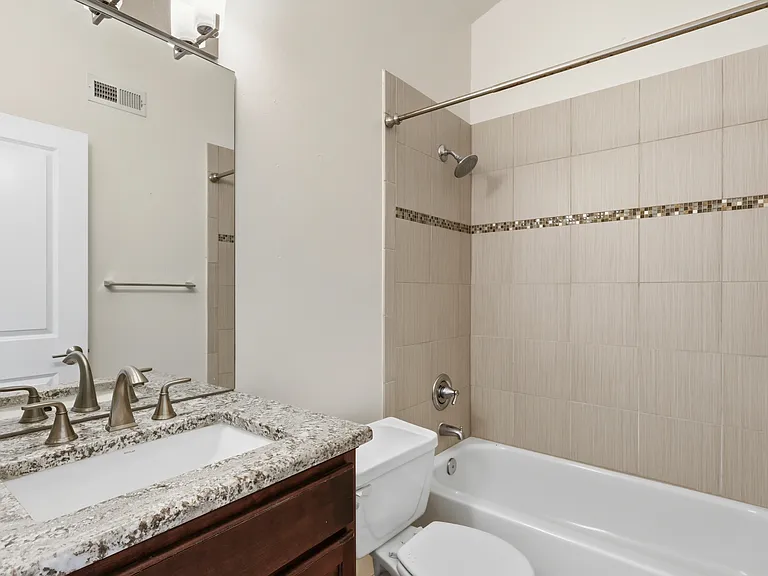 221 S Garfield St #211 — Photo 26