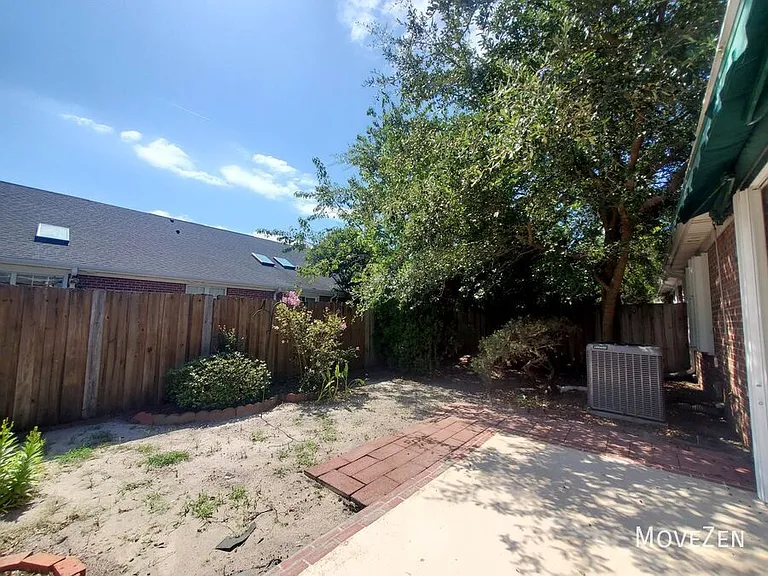 5006 Carleton Dr #94 — Photo 17