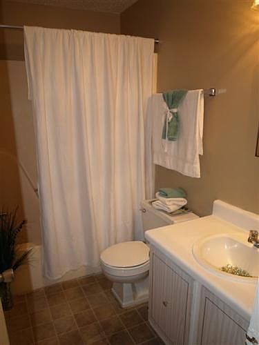 2nd image of 1505 Sparkman Dr NW APT 120