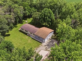 36652 170th St, Waseca, MN 56093