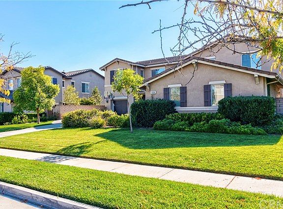 2nd image of 1526 Sunshine Cir