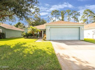 401 Dahoon Holly Dr, Daytona Beach, FL 32117