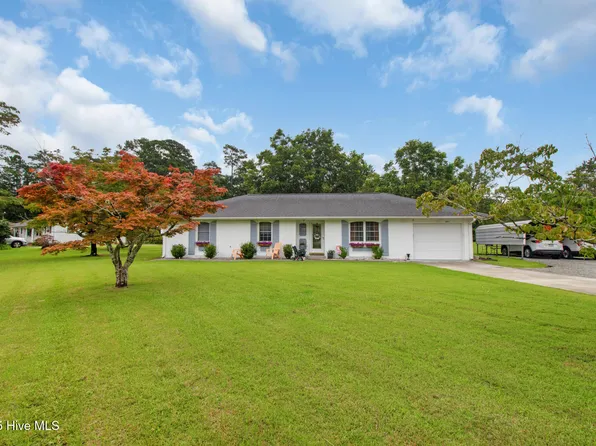 201 Queens Road, Hubert, NC 28539