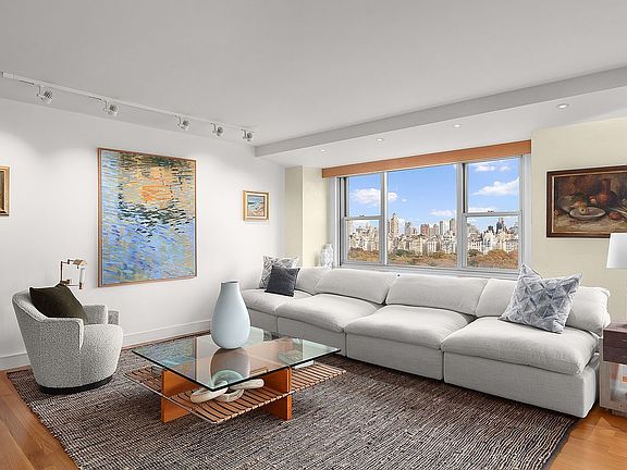 4th image of 80 Central Park W #22AB