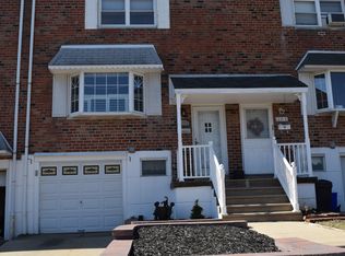 10814 Rayland Rd, Philadelphia, PA 19154