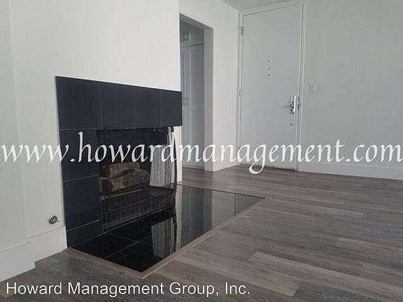 4th image of 11832 Kiowa Ave Unit 5