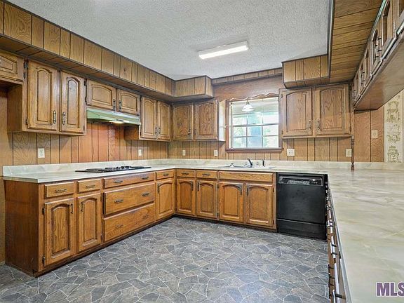 4th image of 4371 Yardley Dr