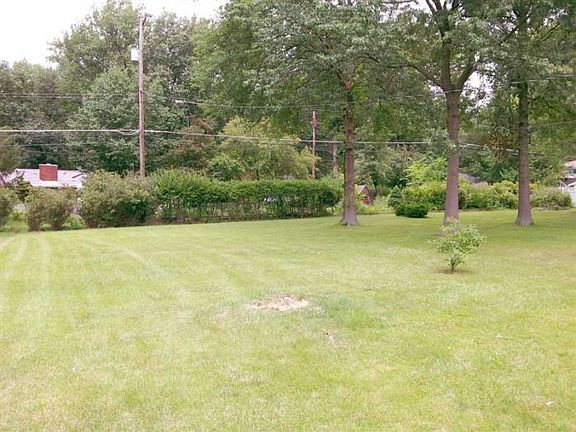 3rd image of 4229 Lynwood Ct