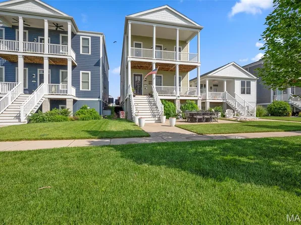 1017 Kilderkin Way, Saint Charles, MO 63301