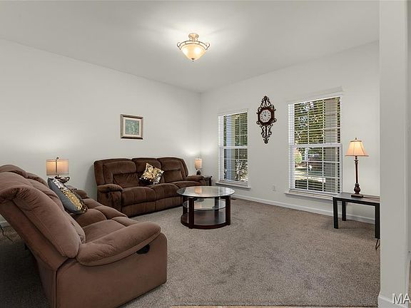 4th image of 10 Eagle Cove Ln