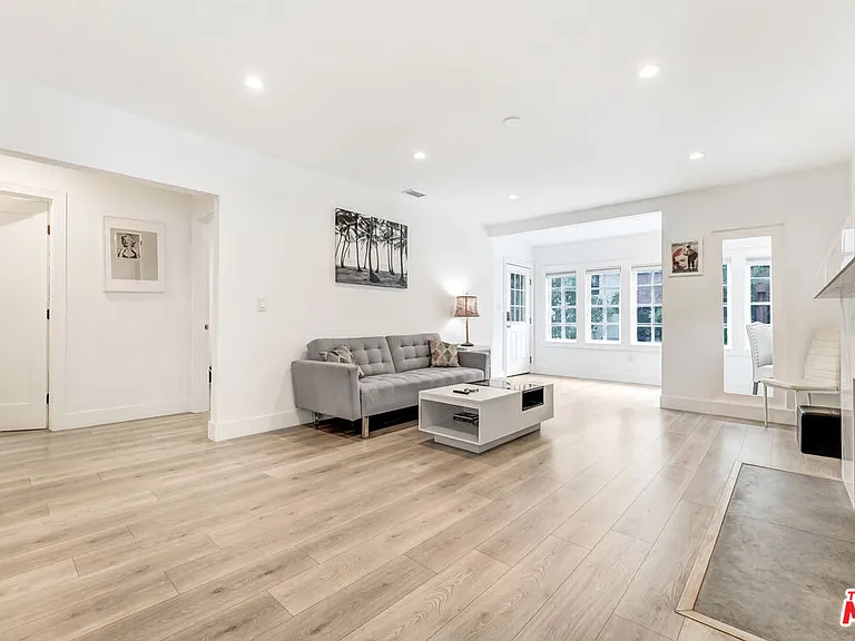 6145 Carlos Ave — Photo 6