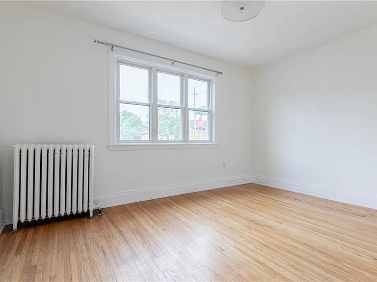 170 Florence St #1 — Photo 12