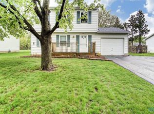 143 Birchcrest Dr, Perrysburg, OH 43551